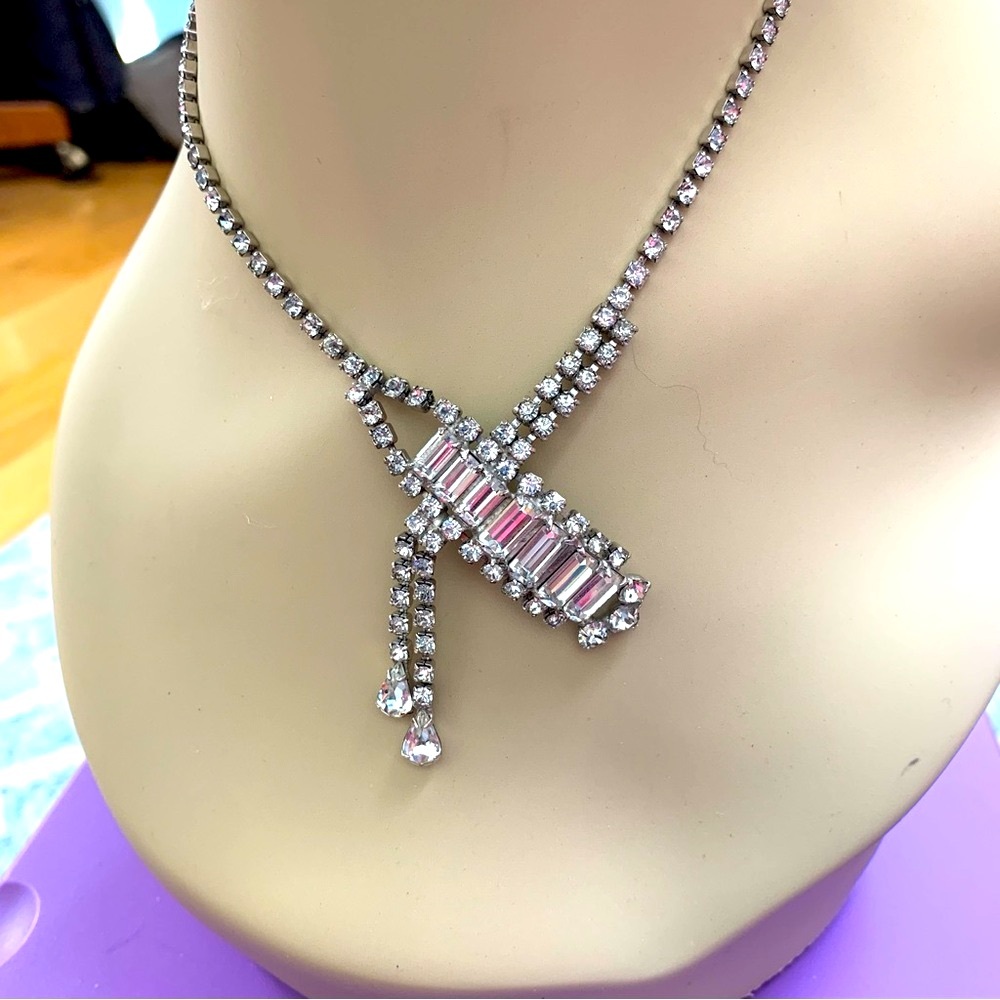 Vintage Stunning Clear Rhinestone Necklace  Clip Earrings Elegant Drop Small